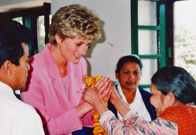 A leprosy patient at Anandaban Hospital greets Princess Diana in 1993 (002).jpg