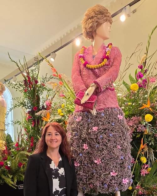Louise Timmins at Fleurs de Villes.jpg