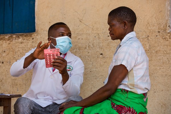 RS38775_GABRIEL BARBOSA_HEALTH TECHNICIAN AGE 33 YEARS OLD DOING LEPROSY DETECTION0344.JPG