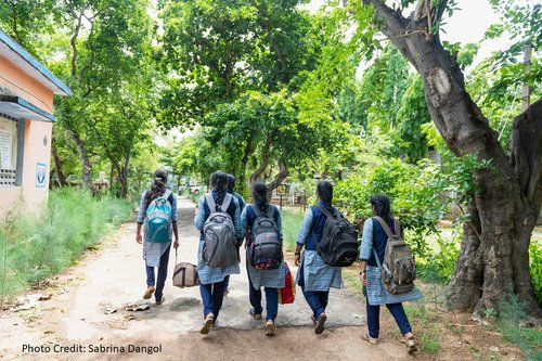 Students walking to the VTC